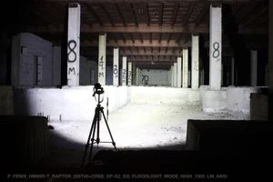 Тест фонаря Fenix HM65R-T Raptor 1300 люмен