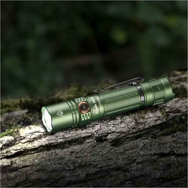 Фонарь Fenix тактический PD35 V3.0 зеленый 1700 люмен Фонарь Fenix тактический PD35 V3.0 зеленый 1700 люмен