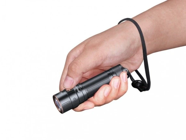 Фонарь Fenix E28R LUMINUS SST40 (холодный белый)