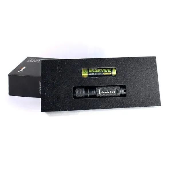 Фонарь Fenix E05 Cree XР-Е черный в подарочной упаковке