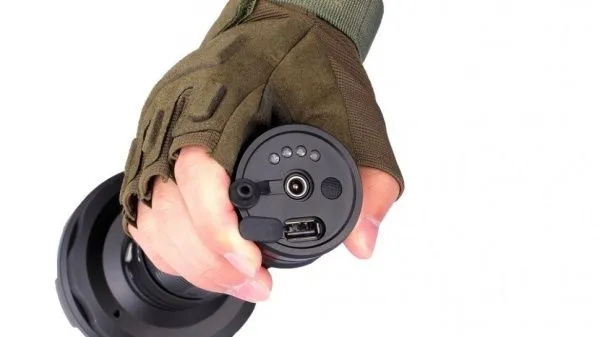 Уцененный товар Фонарь Fenix RC40 Cree XM-L2 U2 LED, (Витринный образец без аккумулятора/картонной упаковки)