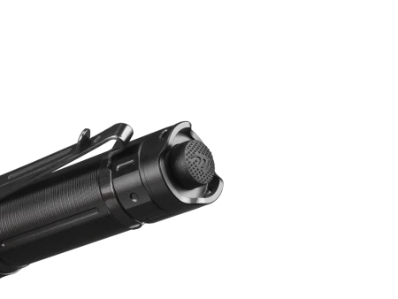 Фонарь Fenix LD30 с аккумулятором (ARB-L18-3400U) Фонарь Fenix LD30 с аккумулятором (ARB-L18-3400U)