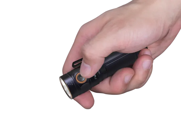 Уцененный товар Фонарь Fenix E30R (повреждена упаковка)