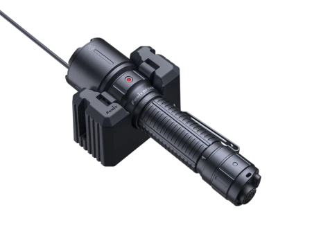 Фонарь ручной сверхмощный Fenix WF26R Фонарь ручной сверхмощный Fenix WF26R