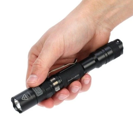 Фонарь Fenix LD22 Cree XP-G (R5)