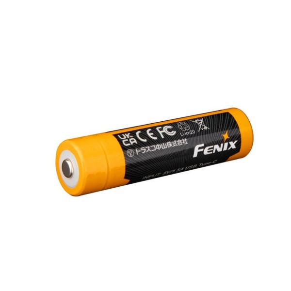 Уцененный товар Аккумулятор 18650 Fenix ARB-L18-4000U с разъемом для USB(Витрин. образец. Сост. нового)