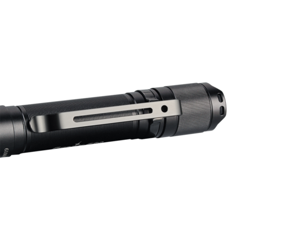 Фонарь Fenix E20 V2.0 Luminus SST20