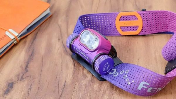 Налобный фонарь Fenix HM65R-T V2.0 небула
