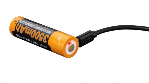 Уцененный товар Аккумулятор 18650 Fenix 3500U mAh с разъемом для USB, ARB-L18-3500U(витрин.образец)